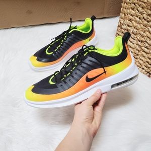 Nike Air Max Axis premium sneakers